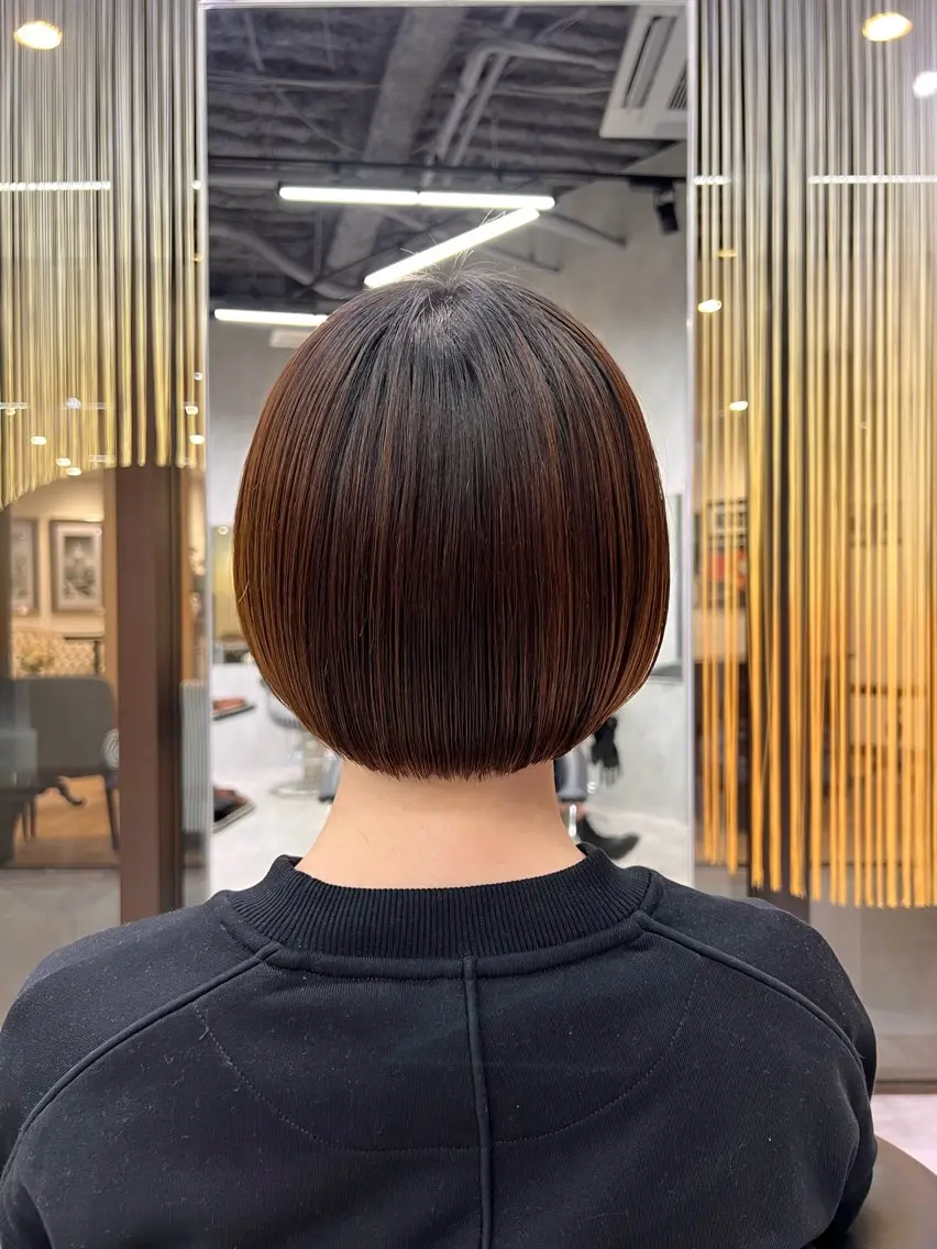 ショート ボブ トリートメント 上田 エミのヘアスタイル