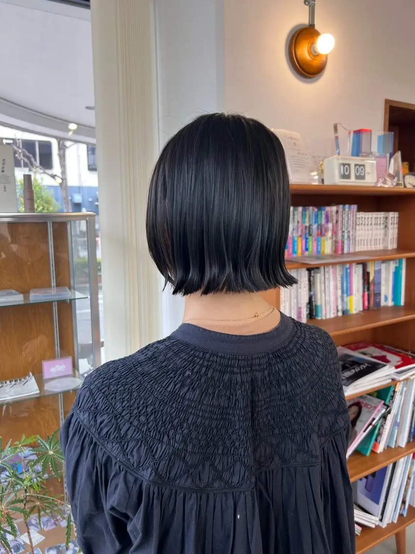 ショート ボブ 石川 実咲のヘアスタイル