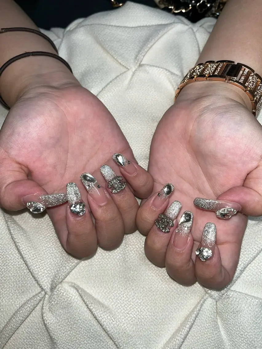 ネイル ハンドネイル nail.salon .Reversalのネイルデザイン