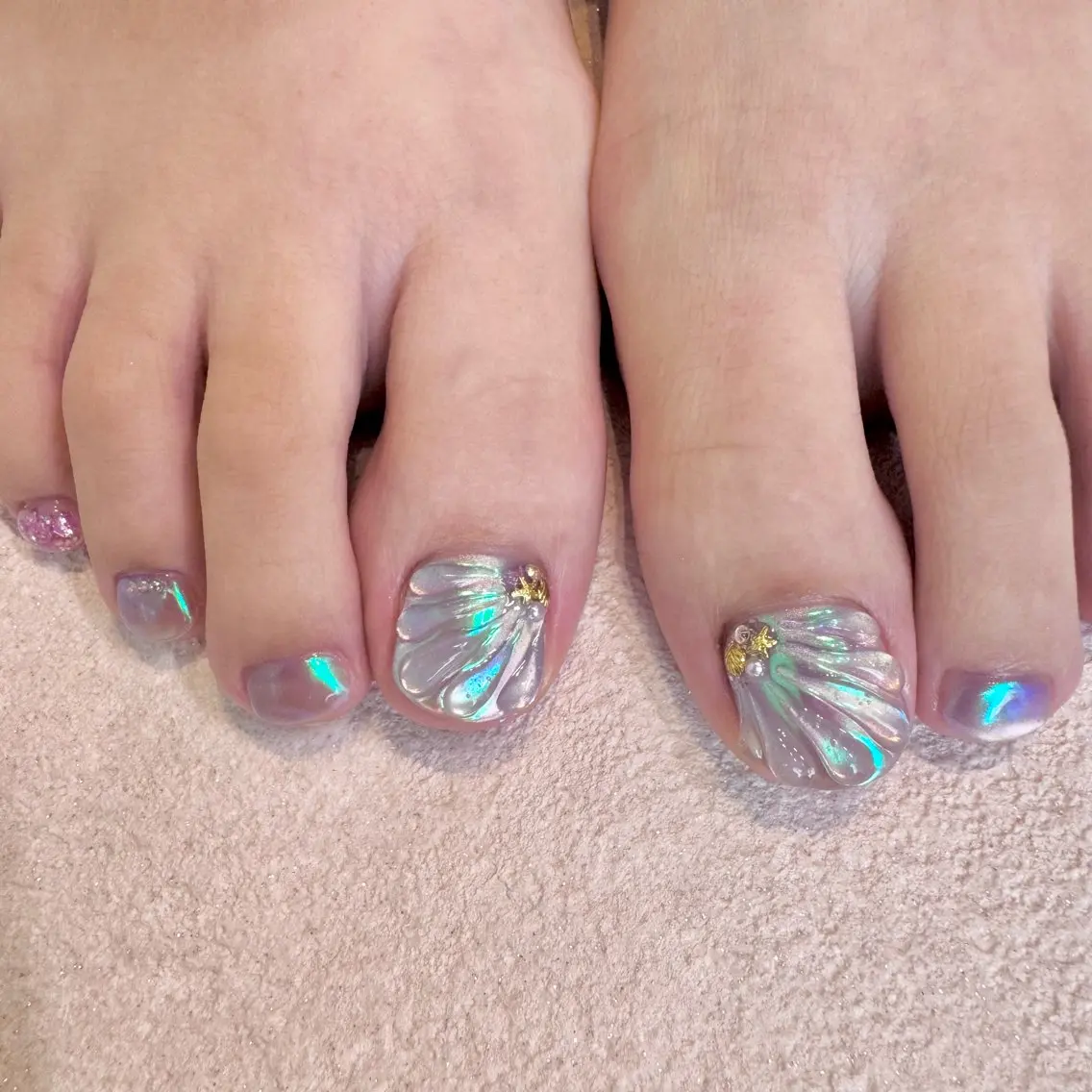 ネイル フットネイル 夏ネイル ハンドネイル フットネイル nail salon e'mu💐のネイルデザイン