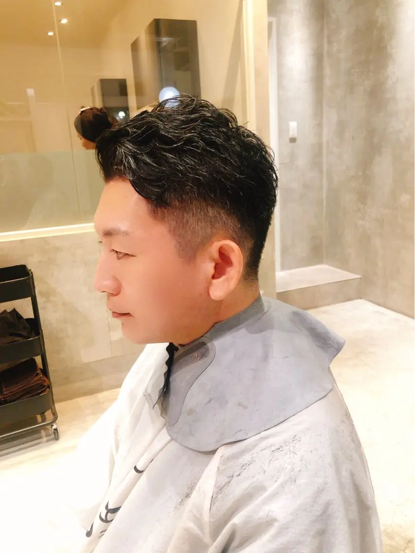 ショート メンズ 吉田 絵梨奈のヘアスタイル