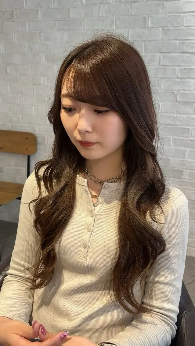 ロング ヘアカラー 彩菜 艶カラー.⋆𝜗𝜚のヘアスタイル