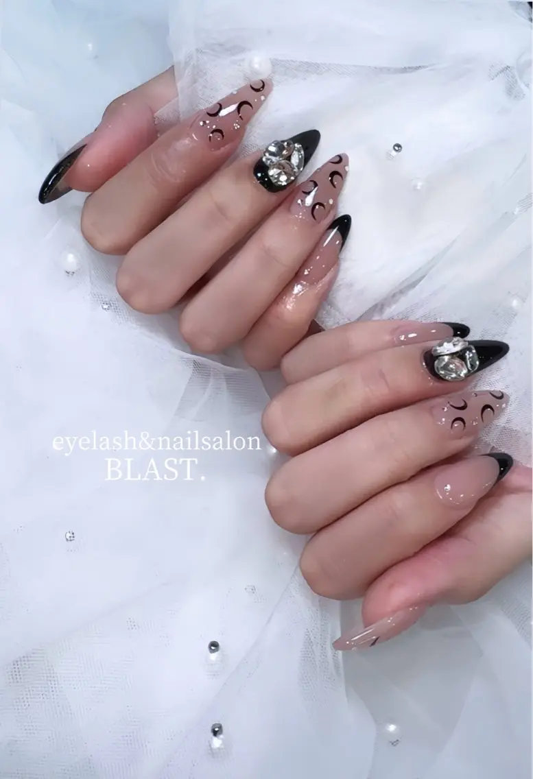 ネイル ハンドネイル BLAST. RAIKAのネイルデザイン