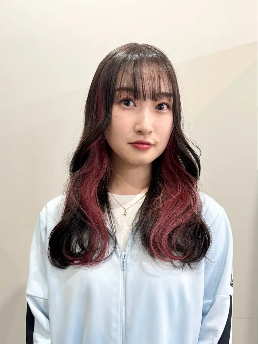 セミロング カラー ブリーチ ピンクカラー ヘアカラー トリートメント 切りっぱなしボブ/ ブリーチカラー/大塚のヘアスタイル