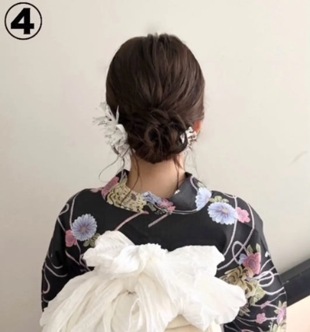 セミロング ヘアアレンジ 成人式 セミロングパーマ 顔周りカット ハイライト 髪質改善 暖色カラー/ パリジェンヌ💟みくのヘアスタイル
