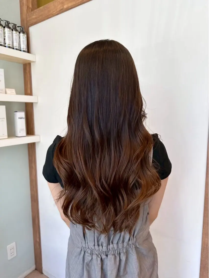 ロング カラー 北本 久実のヘアスタイル