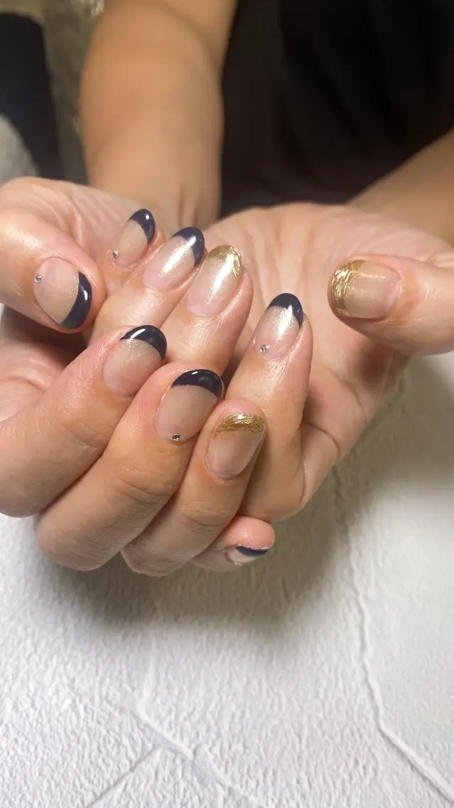 ネイル フレンチネイル ミラーネイル ネイビー nailist kobayashiのネイルデザイン