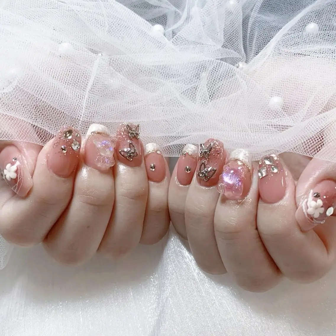 ネイル 持ち込み ハンドネイル NAILサロン 木にいるのネイルデザイン