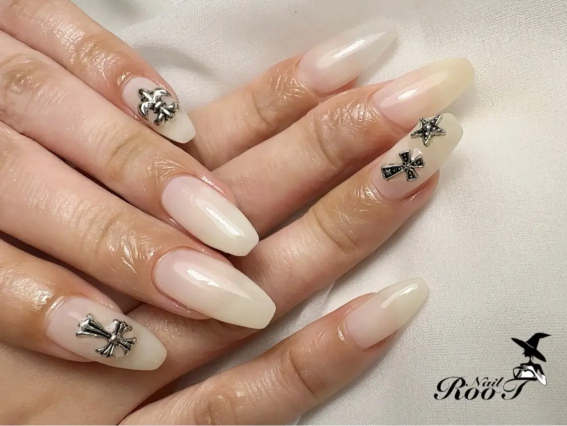 ネイル ハンドネイル RooT Nailのネイルデザイン