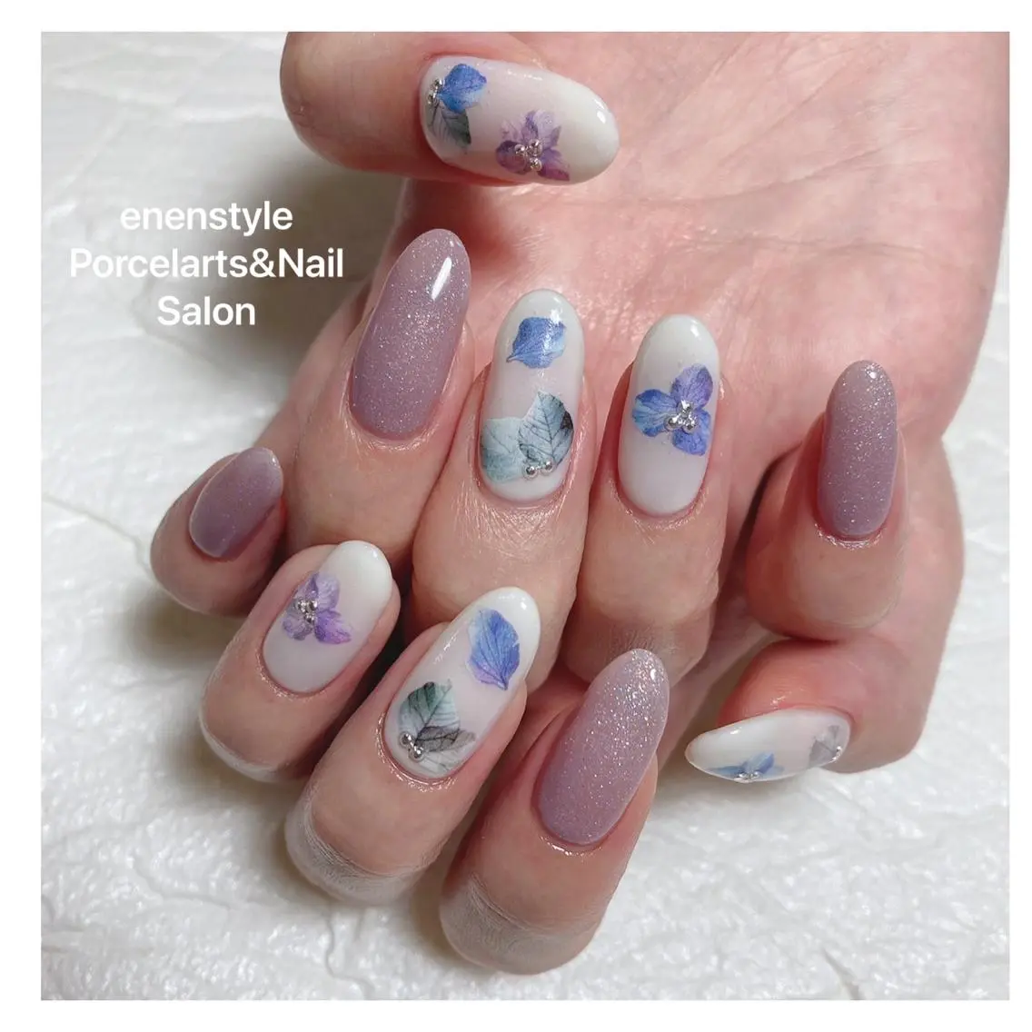 ミディアム ネイル ハンドネイル 🐾enen style 🐾のネイルデザイン