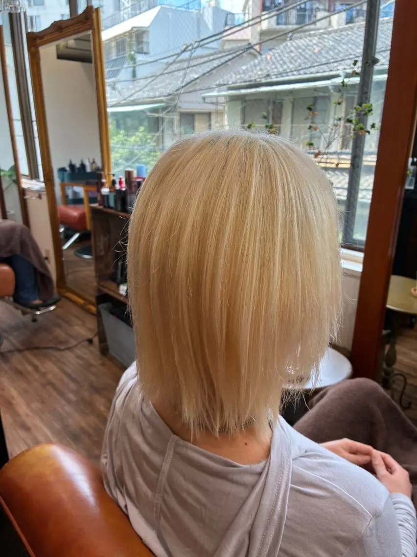 ショート カット ヘアカラー 艶髪/透明感カラー 城下竜二のヘアスタイル