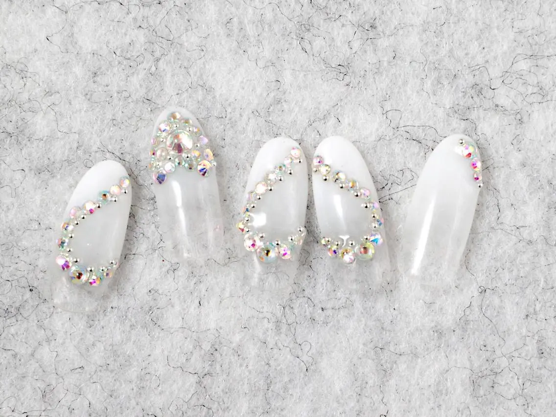 ネイル キラキラネイル Belle Nailのネイルデザイン