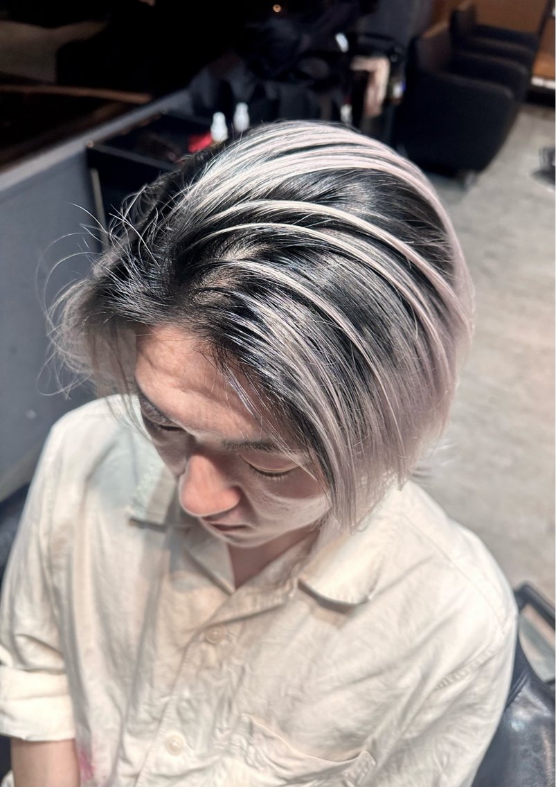 ショート タカツド ユウキのヘアスタイル