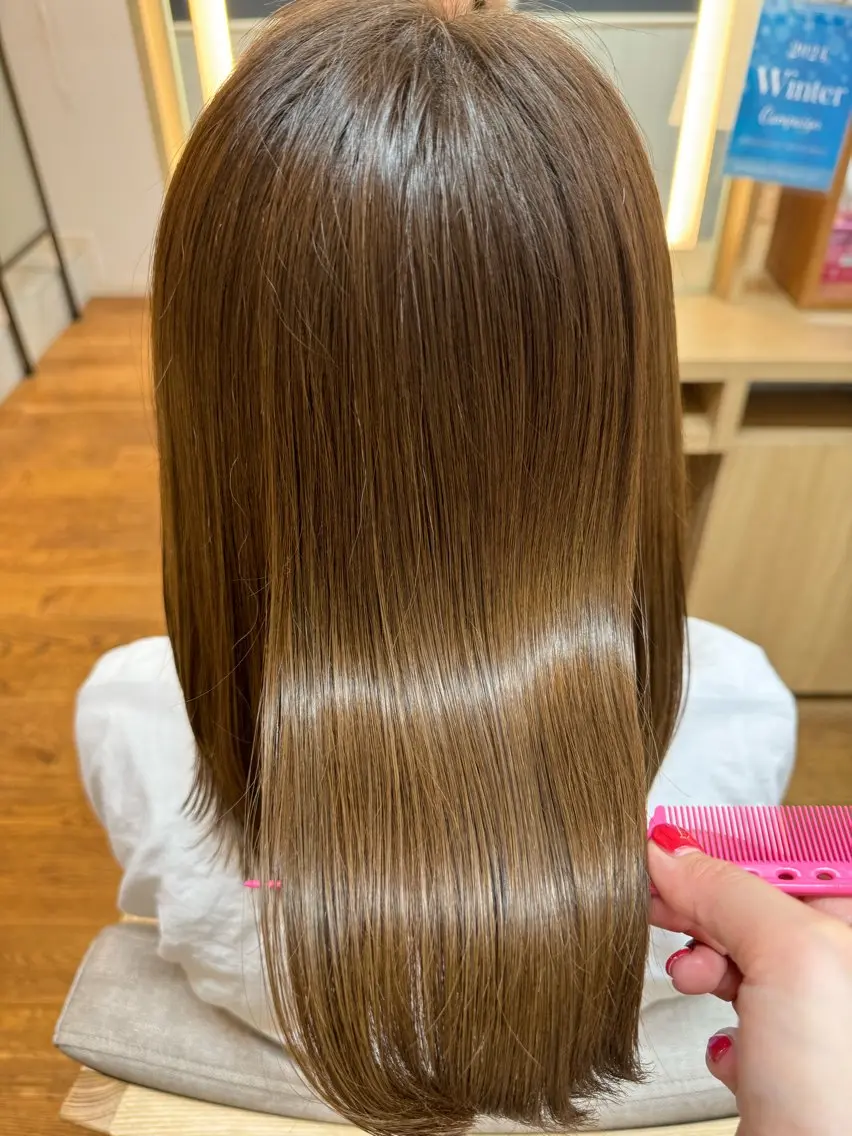 ミディアム 髪質改善/縮毛矯正✨ 白石ゆいのヘアスタイル