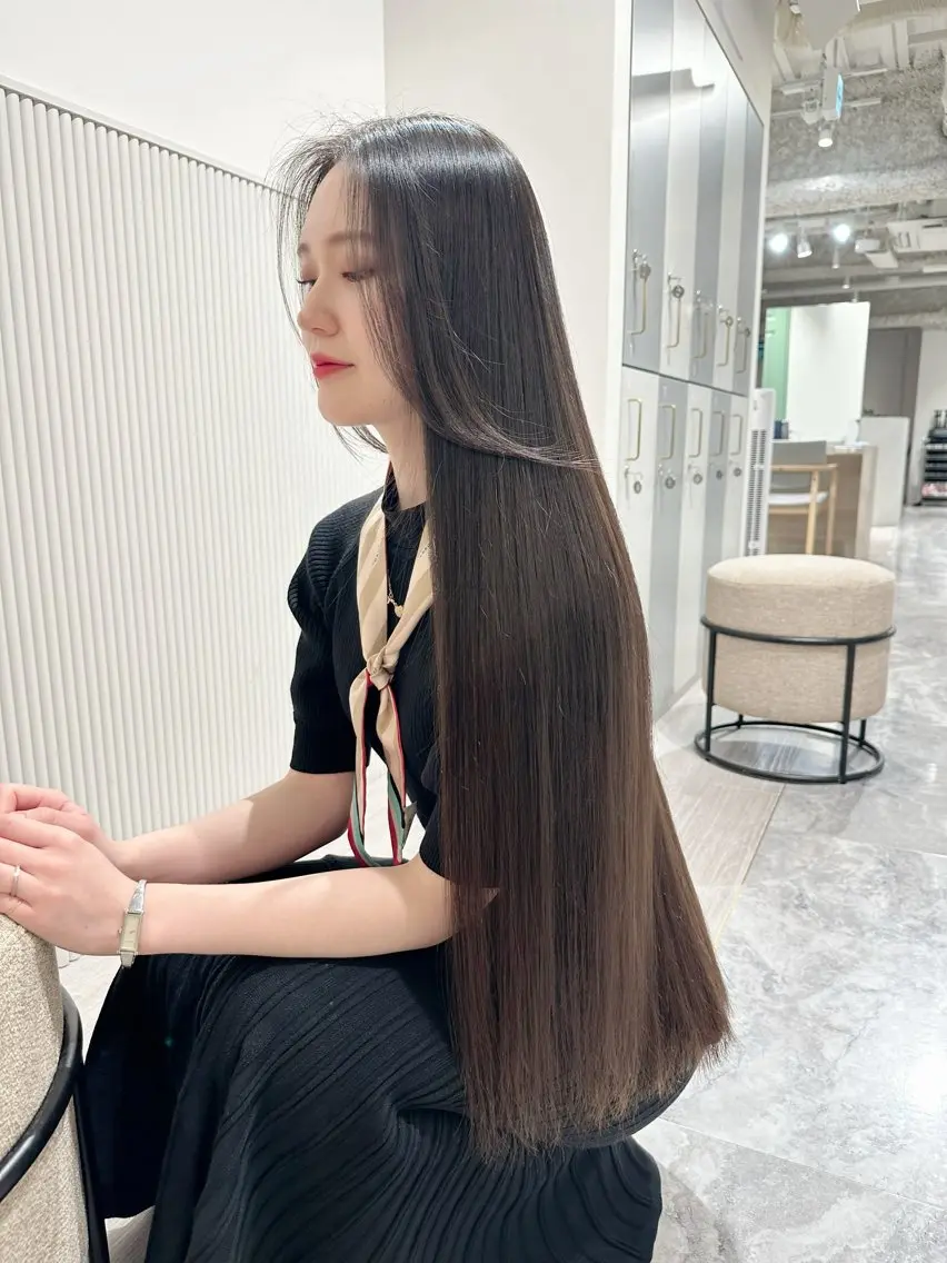 ロングヘア限定/メンテナンスカット/髪質改善トリートメントの写真