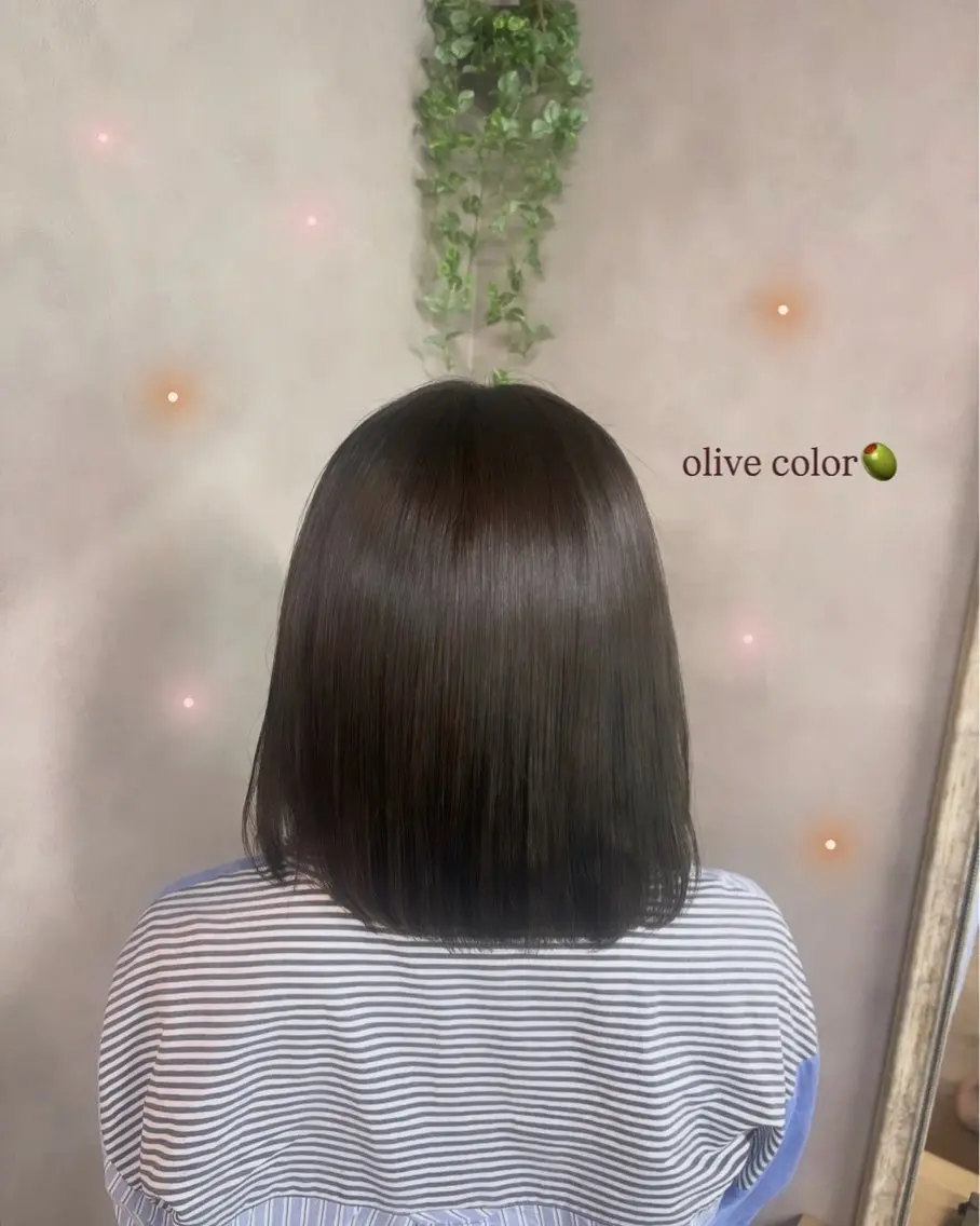 カラー 透明感カラー オリーブカラー 塩島 彩織 🎀✩⡱のヘアスタイル