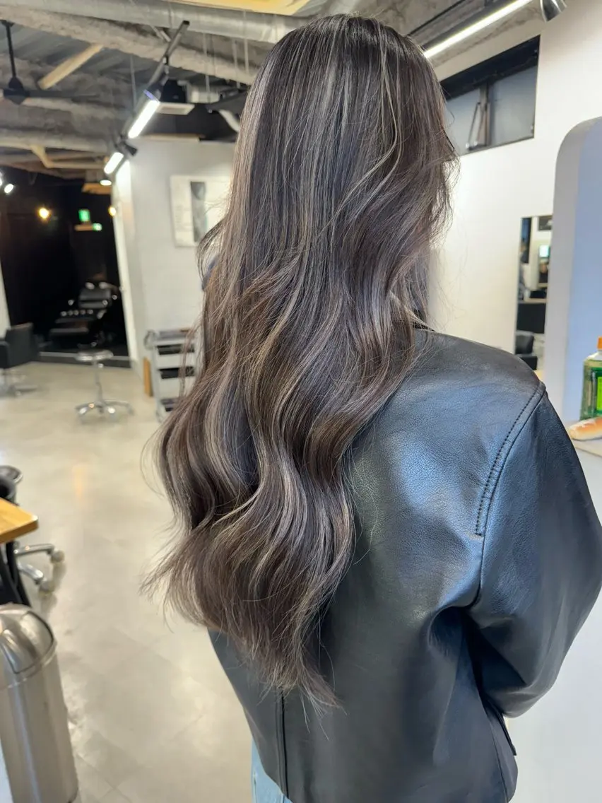 カラー Rico / bob/グレージュのヘアスタイル
