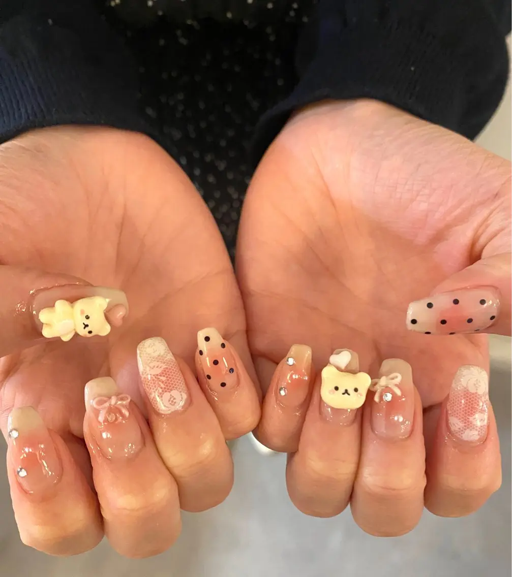 ネイル 持ち込み ハンドネイル 佐藤 輝桜理のネイルデザイン