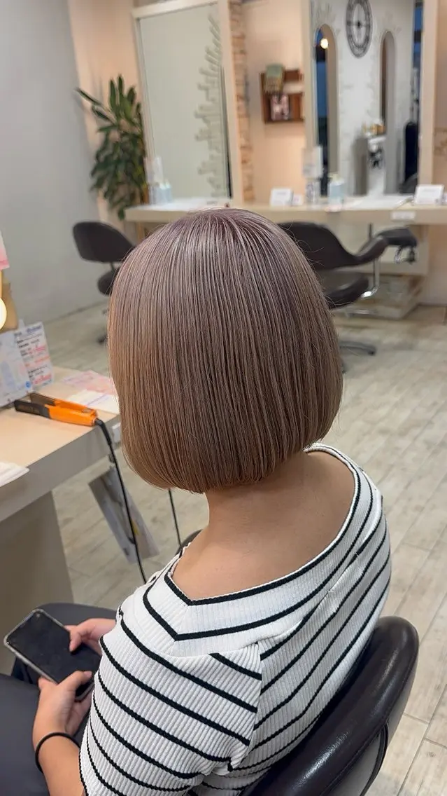 （ブリーチありカラー】/𝐁𝐥𝐞𝐚𝐜𝐡 + 𝐜𝐨𝐥𝐨𝐫🎨✨の写真