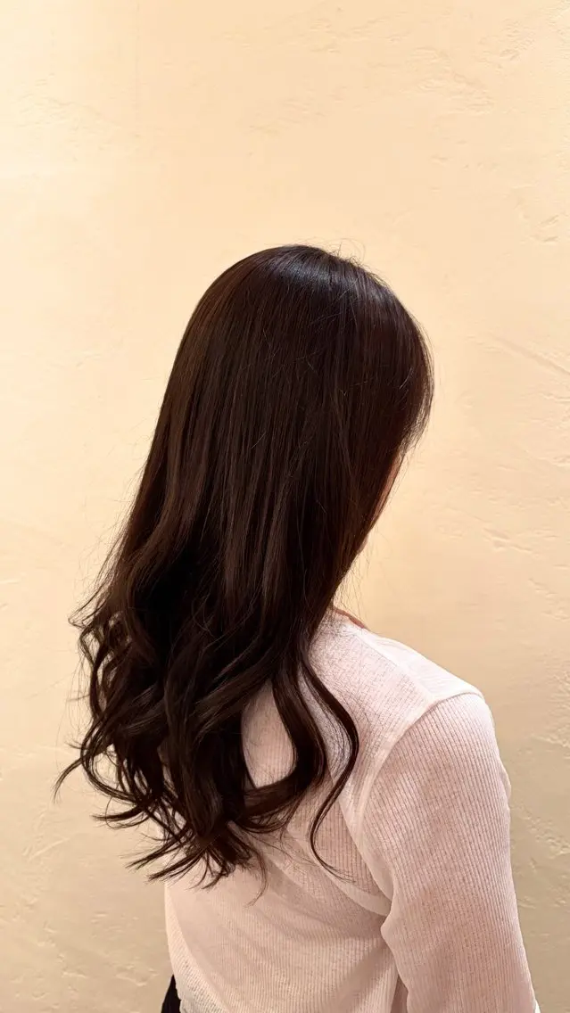 ロング 山口 玲香のヘアスタイル