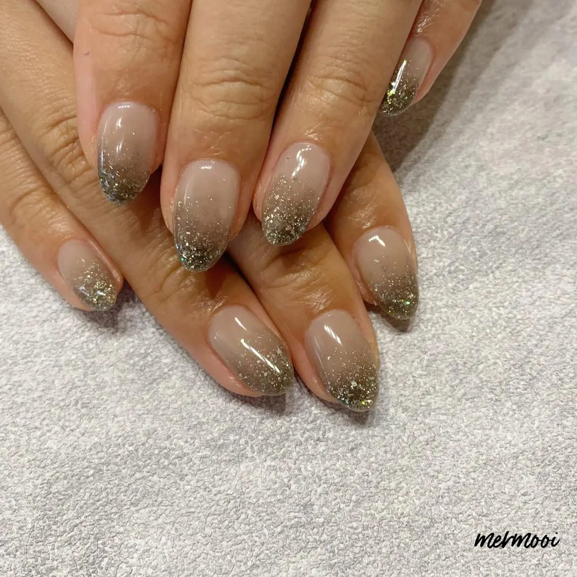 ネイル ジェルネイル キラキラネイル 韓国ネイル ラメ(グリッター) ワンカラーネイル mermooi nailのネイルデザイン
