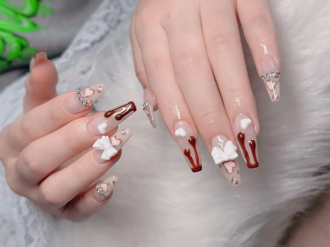 ネイル フレンチネイル ジェルネイル ガラスフレンチ ハロウィン ハート ハンドネイル H.baby Nail Salonのネイルデザイン