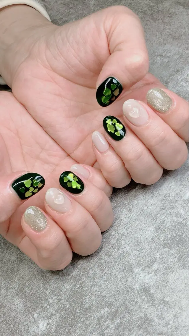 ネイル ハンドネイル ハンドケア shino🌟 痛ネイルのネイルデザイン