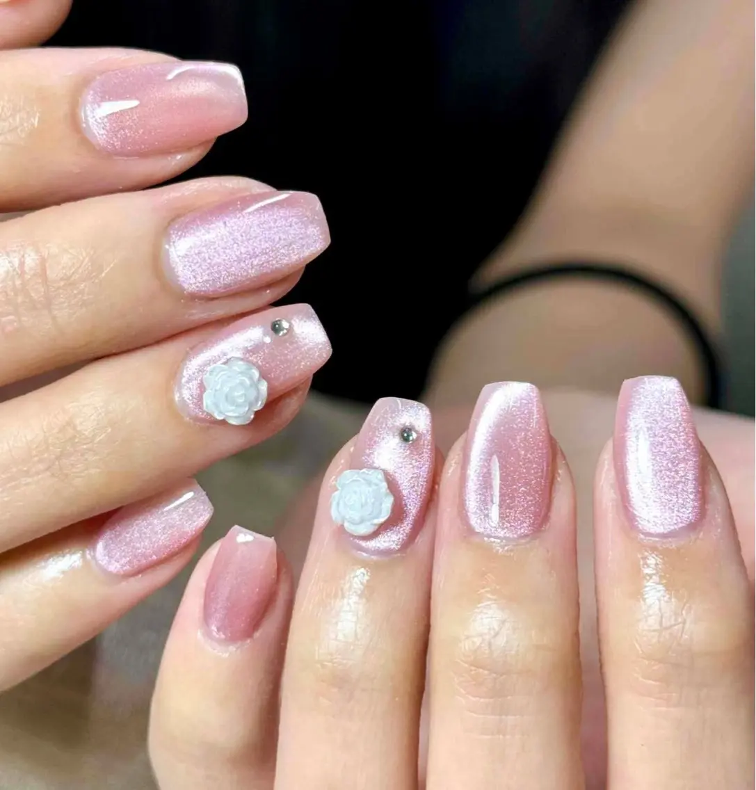 ネイル オーロラネイル ブルー チークネイル 長さ出し フットネイル Kaori ちゃんのネイルデザイン