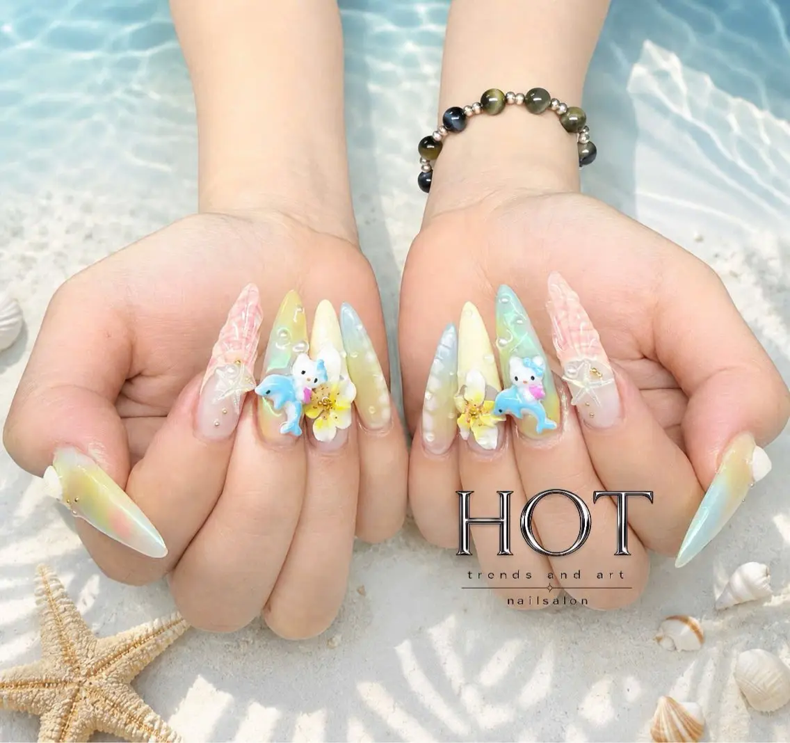 ネイル アートネイル オーロラネイル クリアネイル 長さ出し フレンチネイル ハンドネイル HOT Nail Salonのネイルデザイン