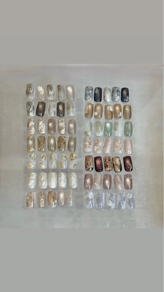 ネイル NINE_ AKARIのネイルデザイン