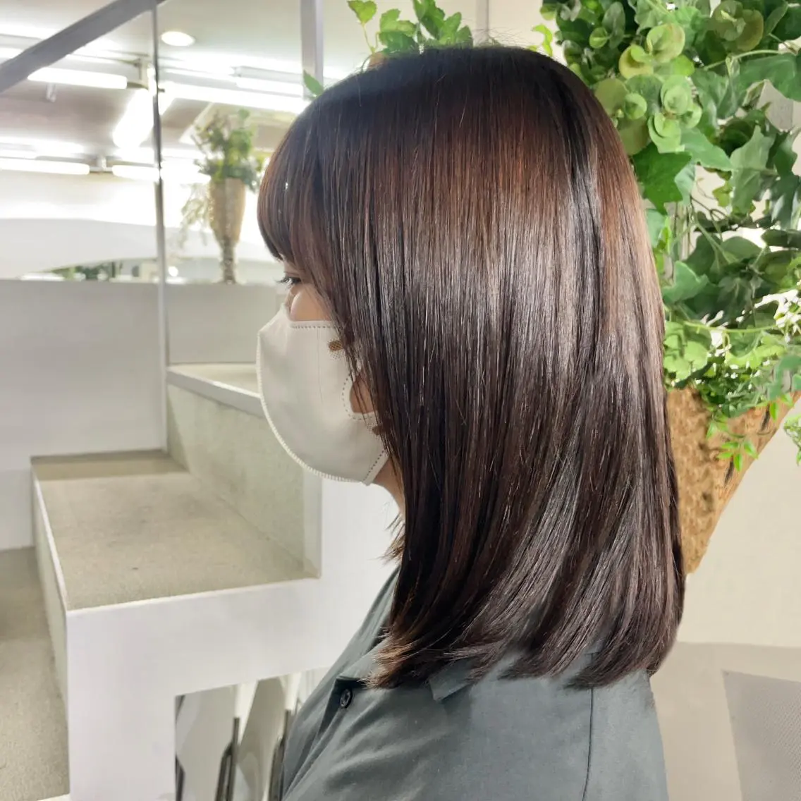 ミディアム 山田 里美のヘアスタイル