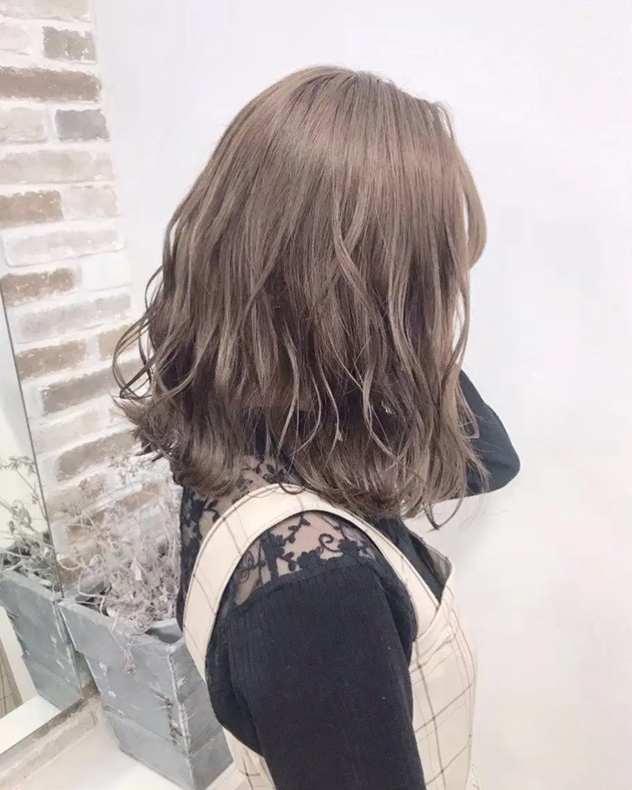 ミディアム カット ヘアカラー トリートメント ronmuu 🎀꙳.*IZUMIのヘアスタイル
