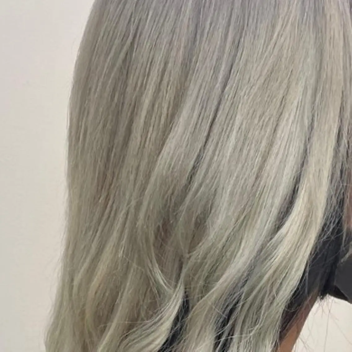 ロング カラー シールエクステ バレイヤージュ ブリーチ ケアブリーチ ダブルカラー ヘアカラー エクステ WEST OLAND加藤圭介のヘアスタイル