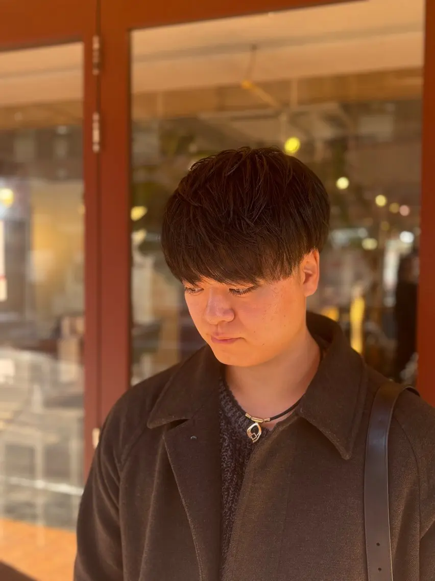 ショート レイヤーカット 天川 満博のヘアスタイル