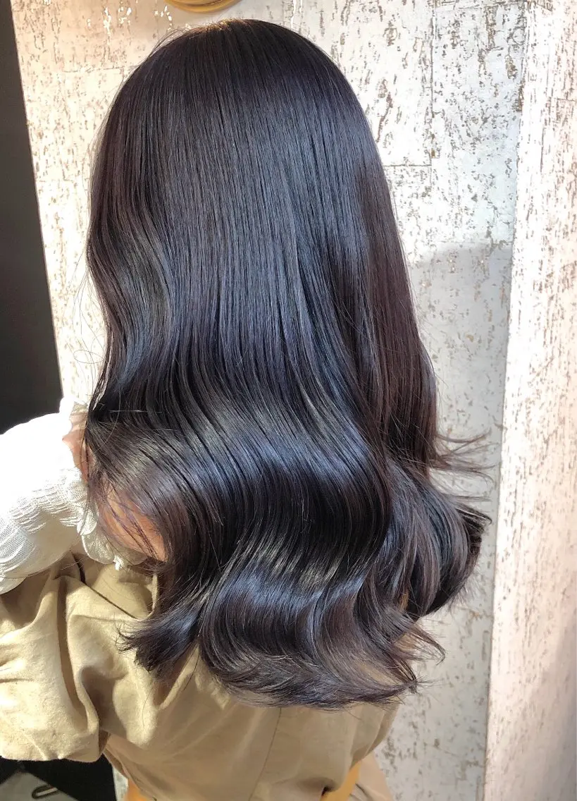 ミディアム アッシュ 髪質改善 レイヤーカット 縮毛矯正 ヘアカラー トリートメント 🫧小顔顔周りカット レイヤー/縮毛/白倉のヘアスタイル