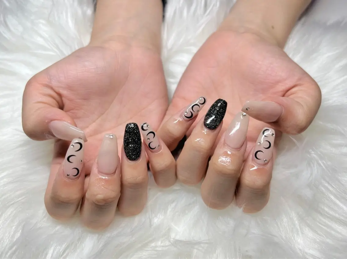 ネイル ハンドネイル CHARME 🤎〔RINA〕のネイルデザイン