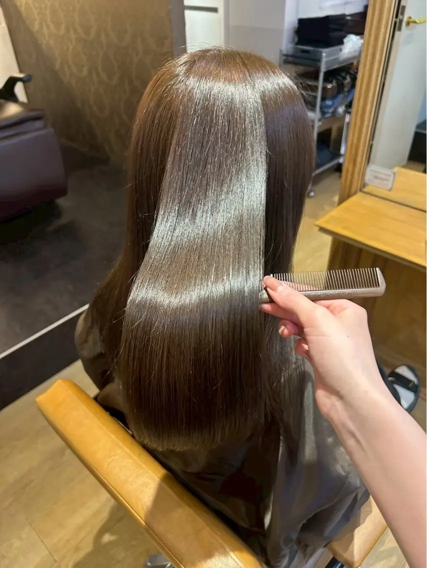 カラー ブラウンカラー オリーブブラウン 💋アイナ 💋のヘアスタイル