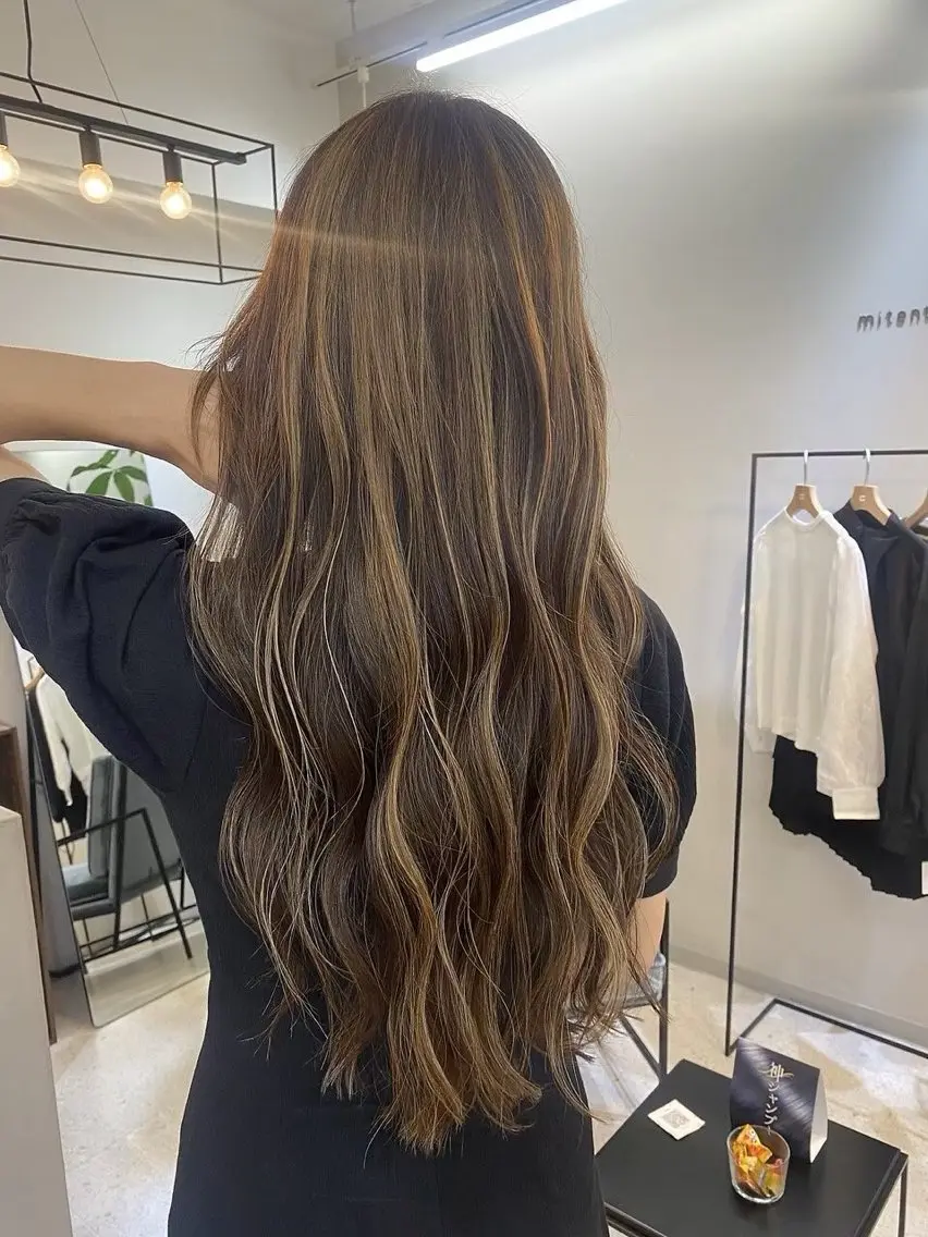 ロング カラー TheEctilo 江坂Yoshimi✨のヘアスタイル