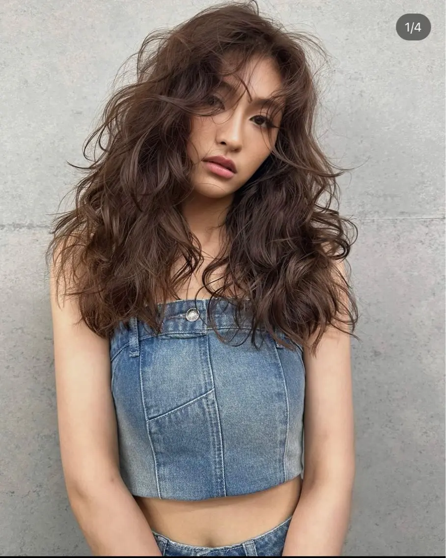 ロング コスメパーマ 佐藤　諒のヘアスタイル