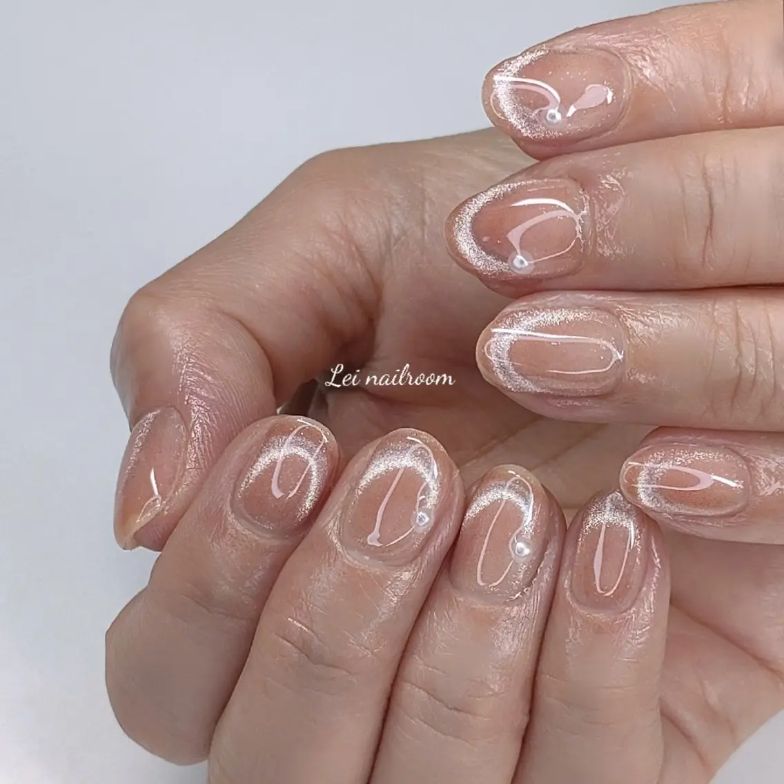 ネイル フレンチネイル キラキラネイル マグネットネイル lei🌼 nailroomのネイルデザイン