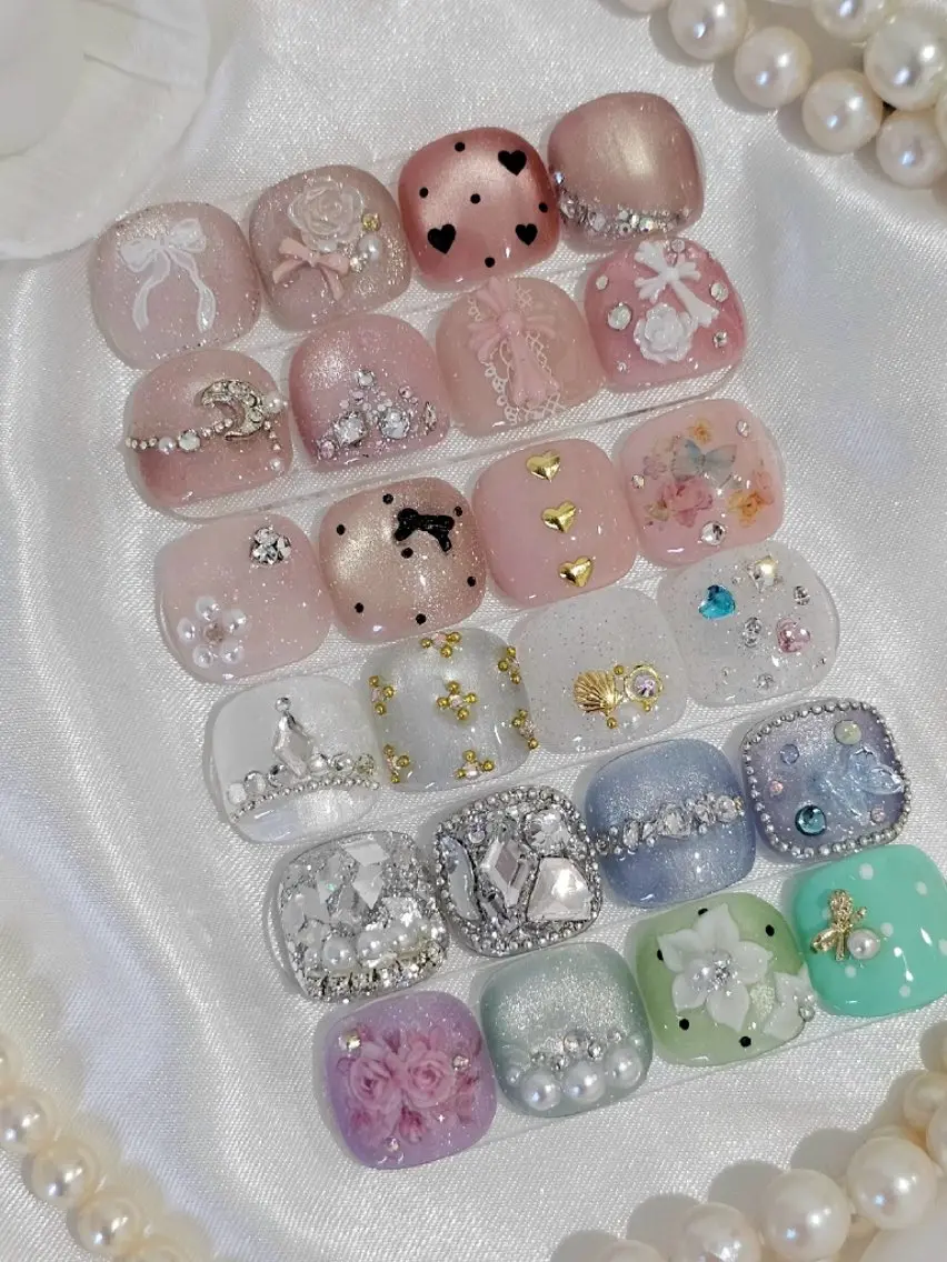 ネイル フットネイル Ra: Nail   라: 네일のネイルデザイン