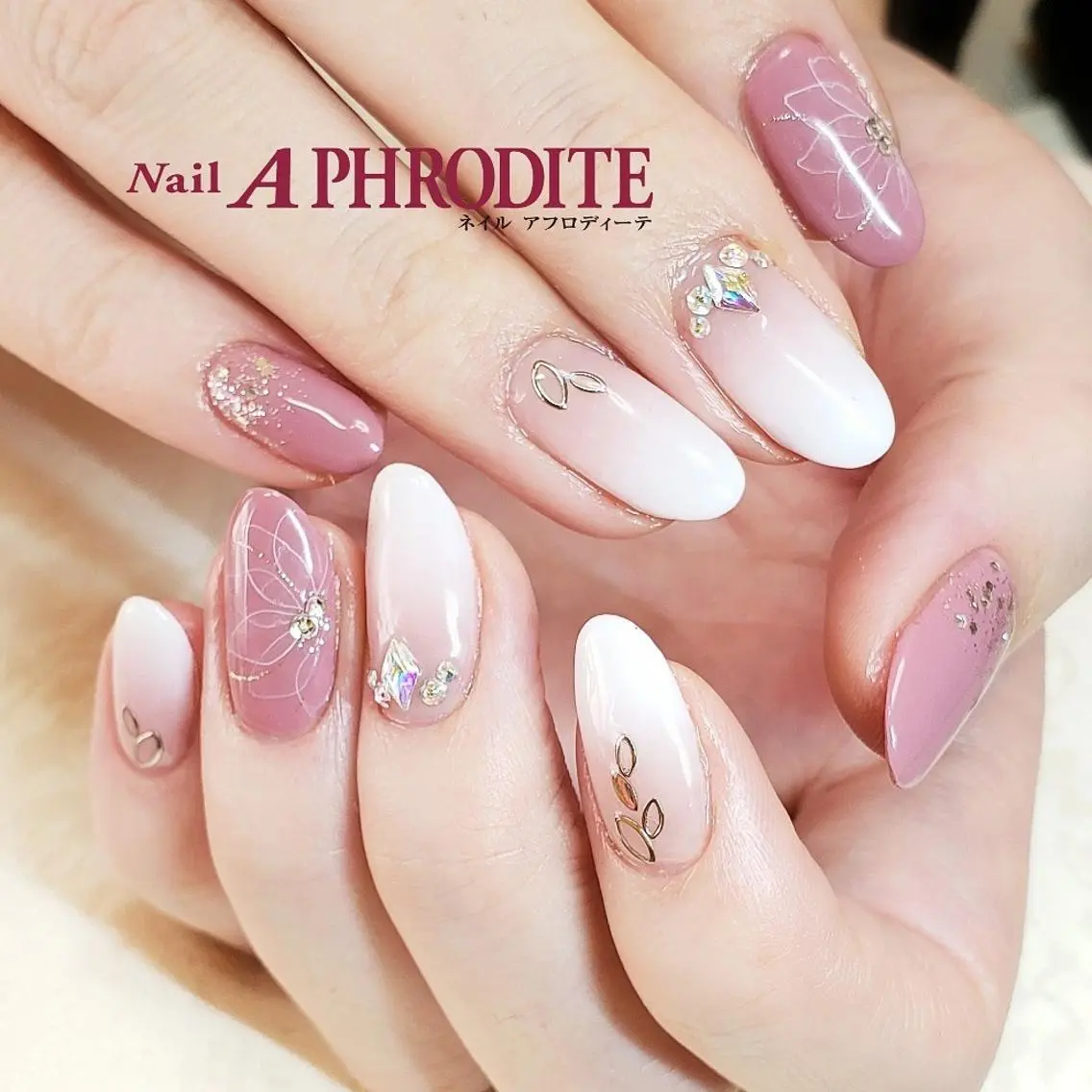 ネイル Nail Aphroditeのネイルデザイン