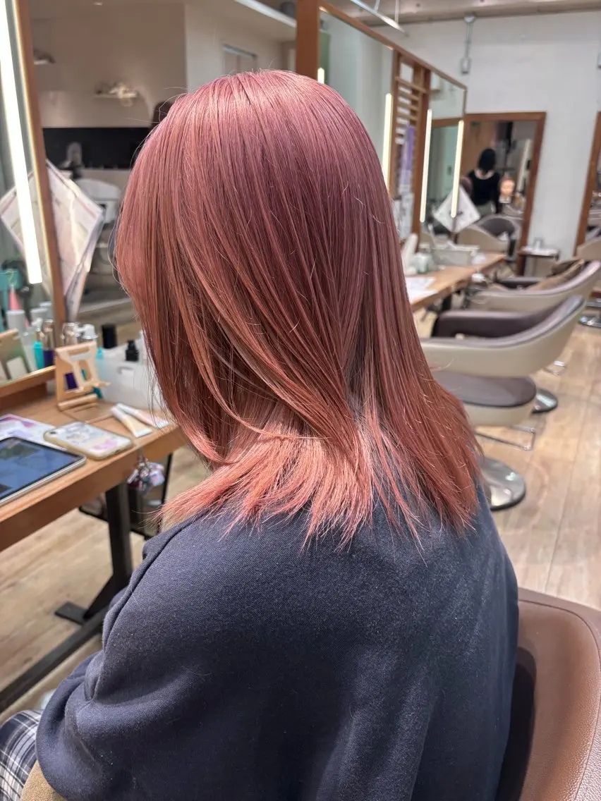 ショート カラー ヘアカラー Lisa🪄似合わせ ／デザインカラーのヘアスタイル