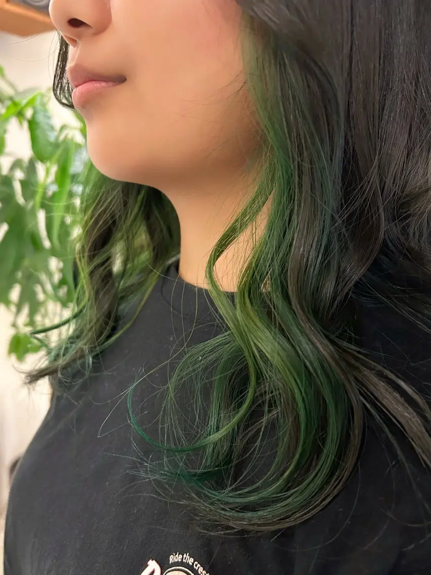 カラー Academy 新井のヘアスタイル