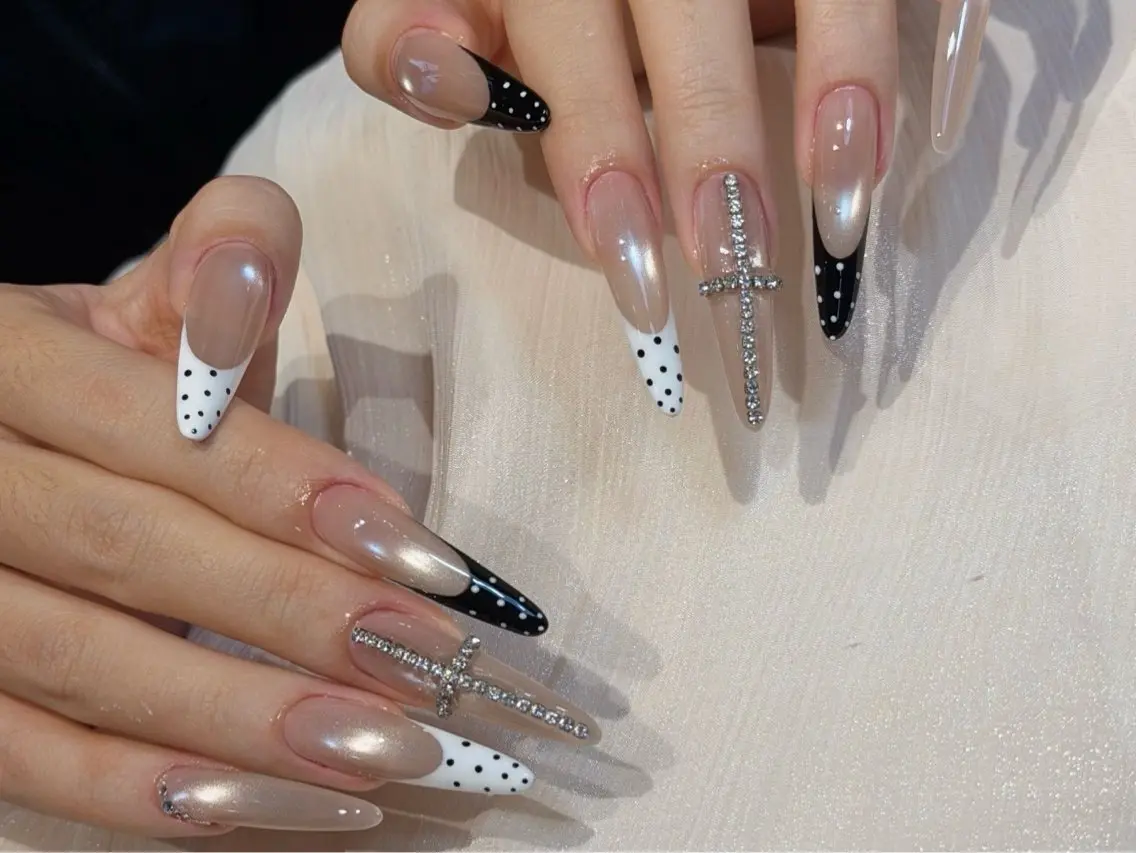 ネイル ハンドネイル UNI nail salonのネイルデザイン