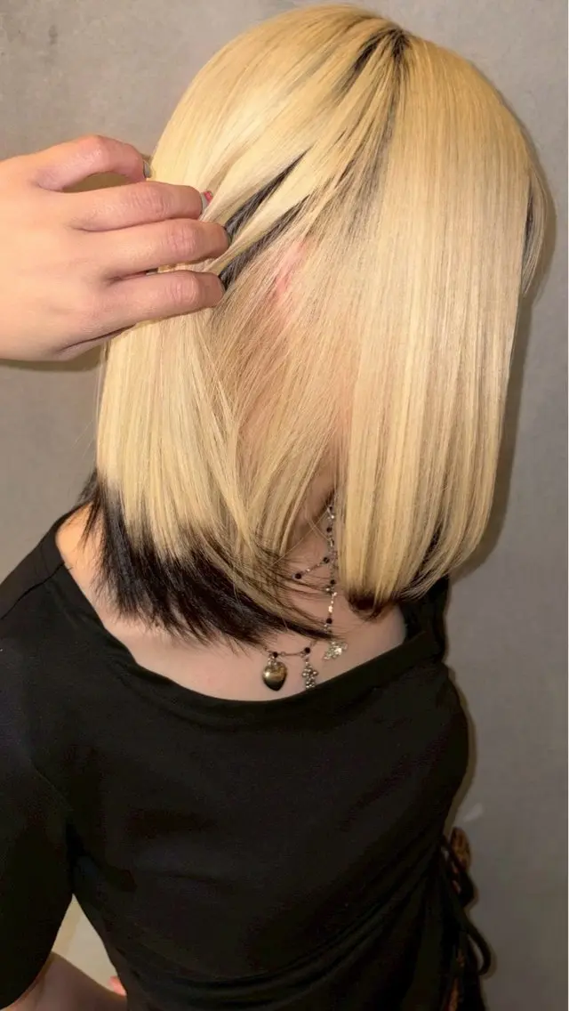 セミロング カラー 池内 千晴のヘアスタイル