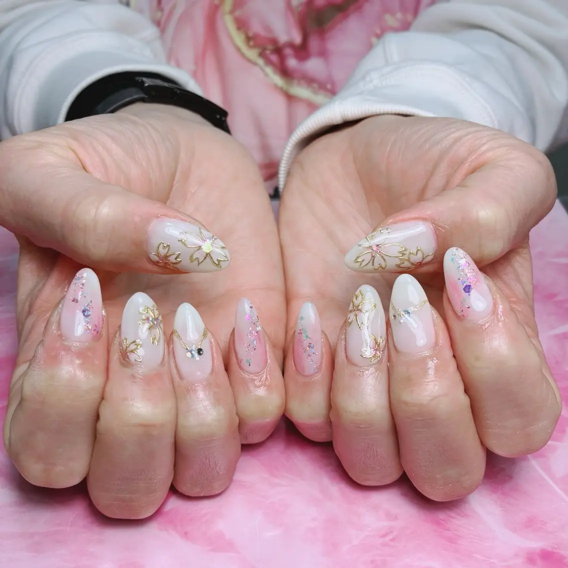セミロング ハンドネイル hs nail salonのネイルデザイン