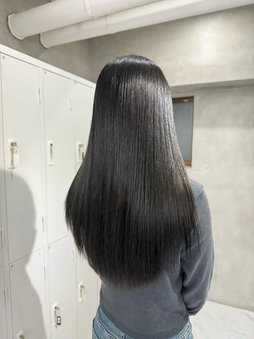 カット トリートメント sena⌇ベージュ⌇ ブリーチなしWカラーのヘアスタイル