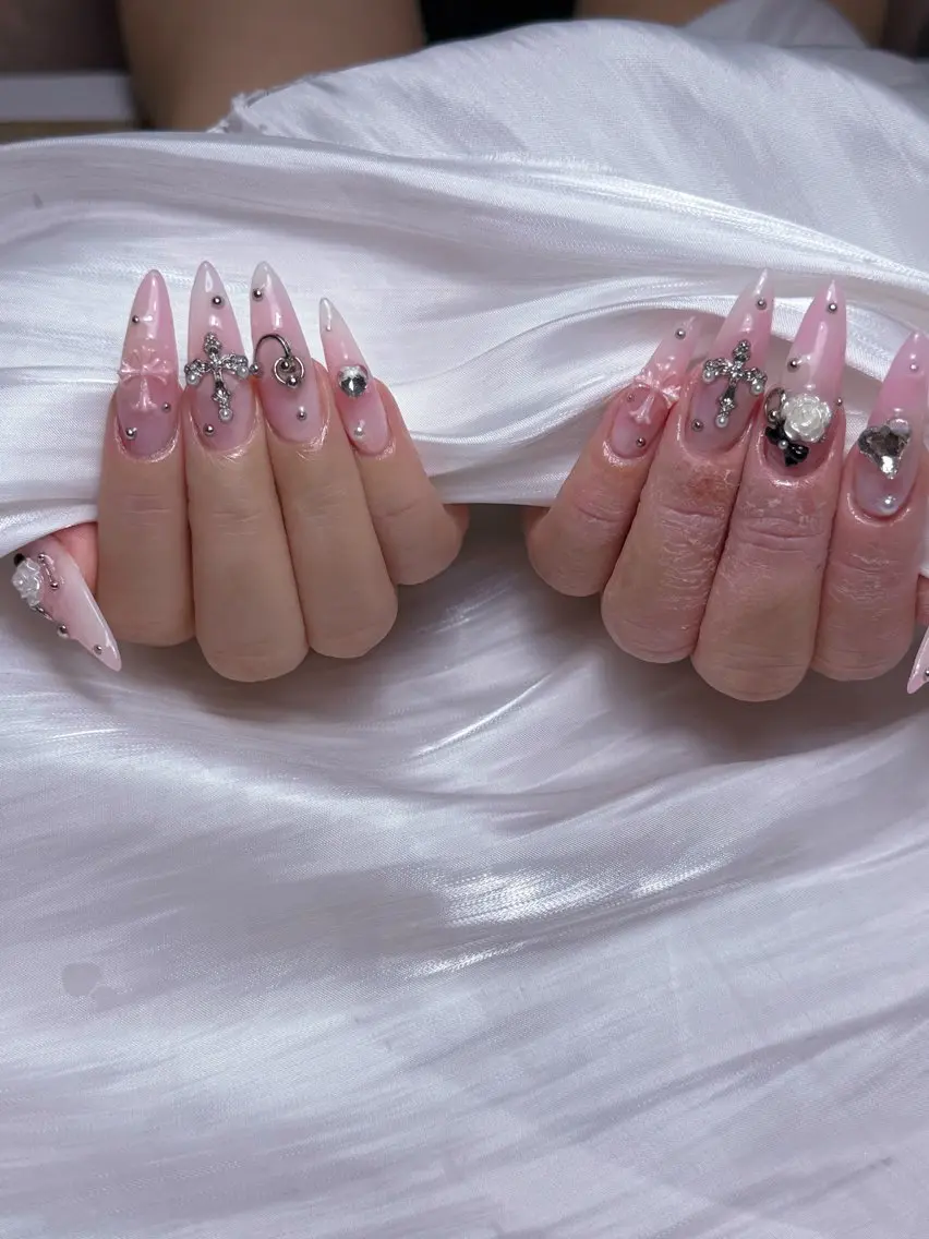 ネイル W·mai nail 関内のネイルデザイン