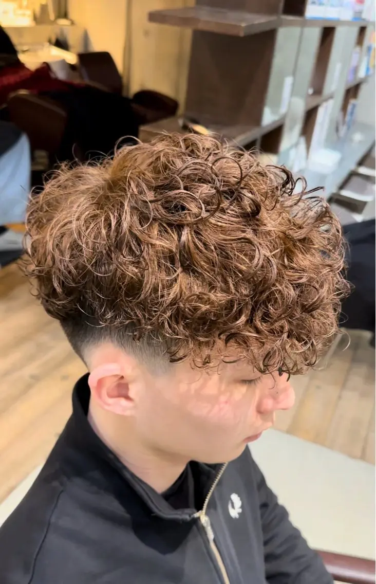パーマ メンズ メンズパーマ スペインカール fifth原宿/ 今村圭一のヘアスタイル